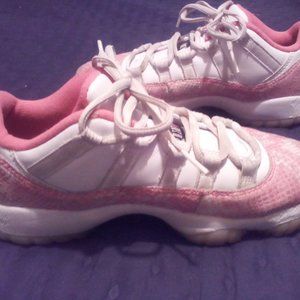 Jordan 11 "Pink Snakeskin"